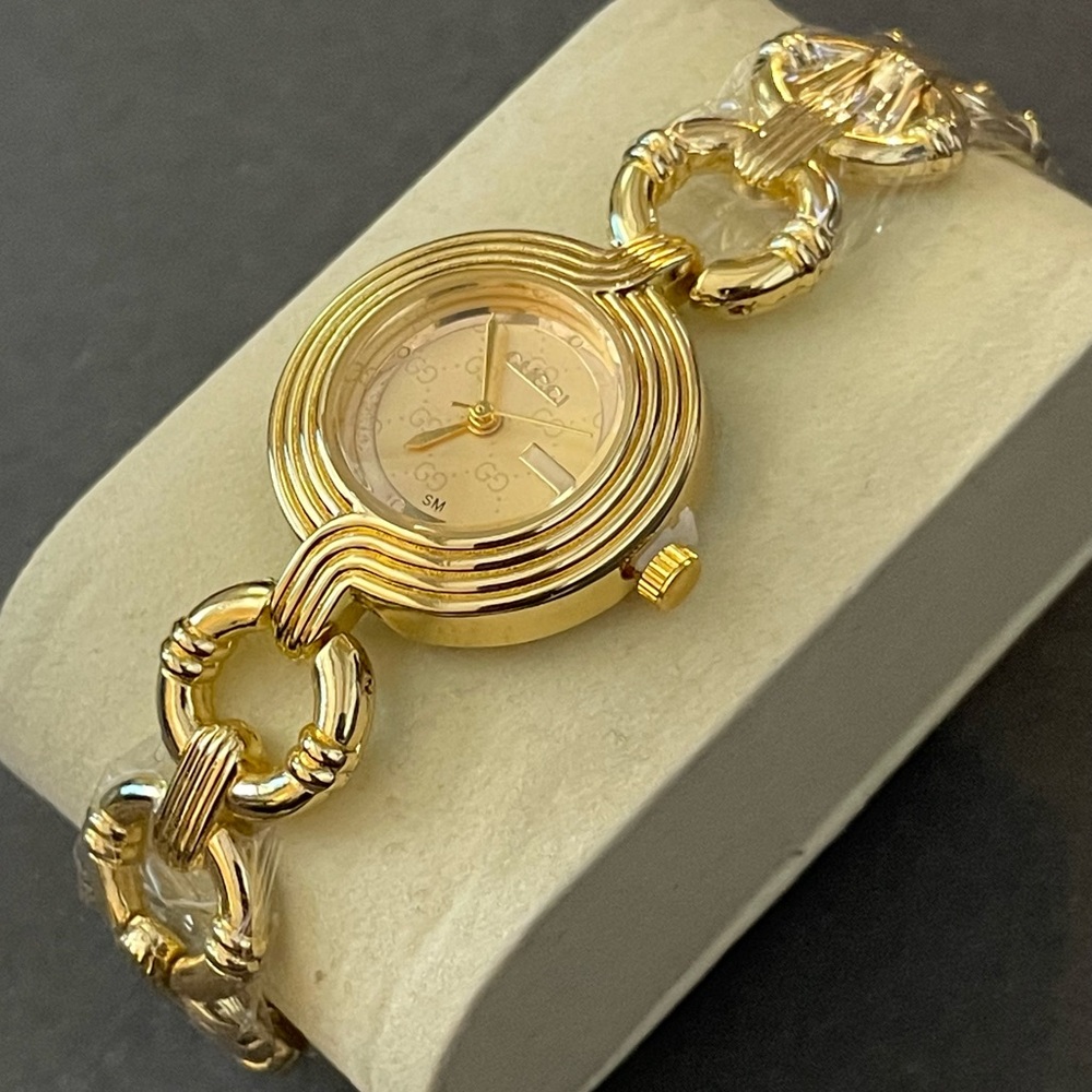 Women’s Fashion Gold Bracelet Watch Round Face Chain Strap - Picture 2 of 11